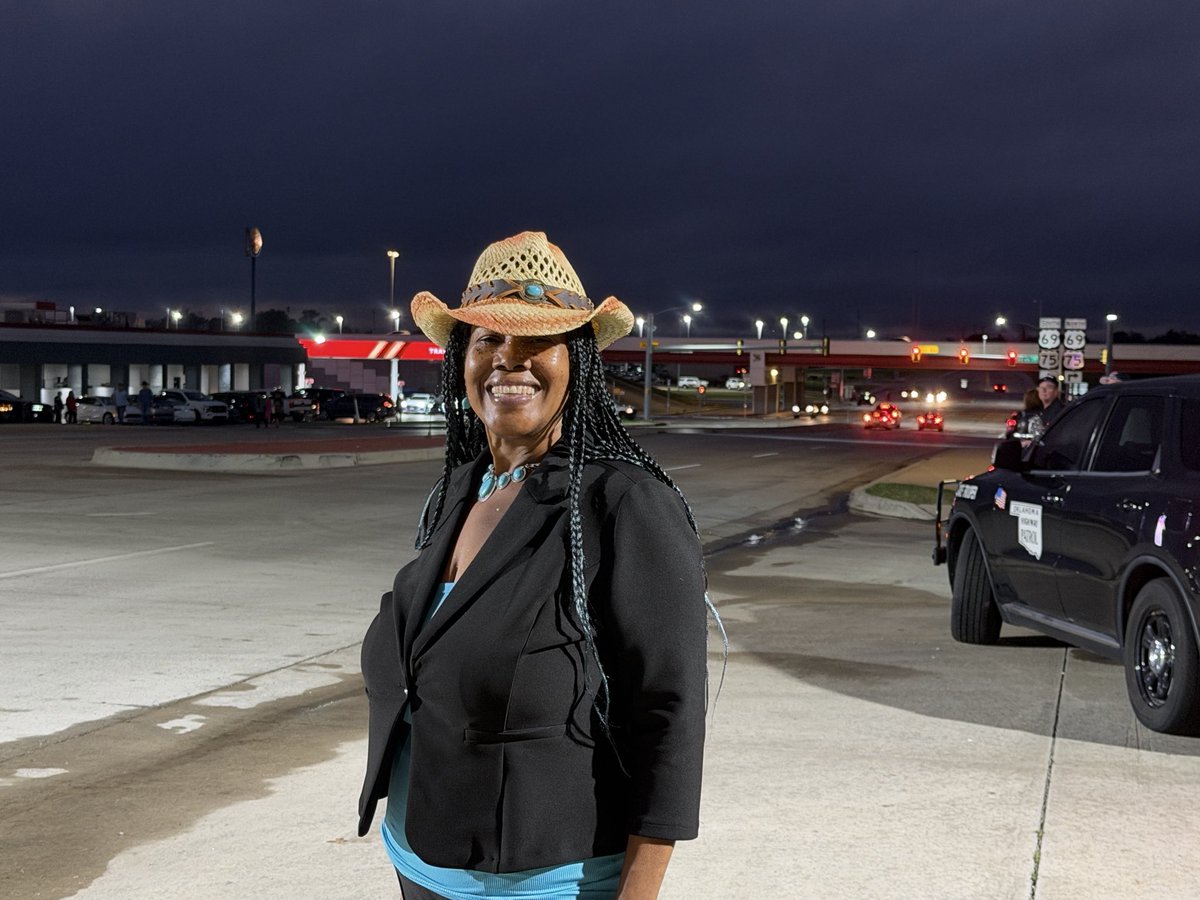 DJamesReports's tweet photo. Bridget Haley, from Clarksville, Texas, did not get into the rally due to the venue reaching capacity.  She said this is the first time she will be voting Republican because she felt lied to by Kamala Harris. https://t.co/fgzyvrT7KX