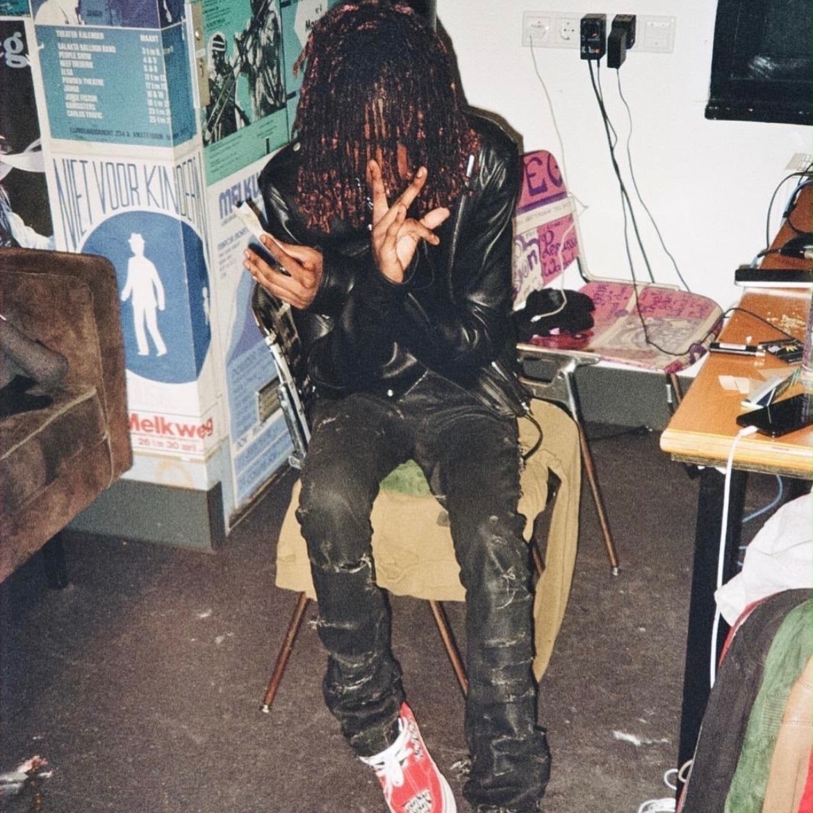 praisegreenz's tweet photo. 👤 BLEOOD

💿 KILL YOUR IDOLS

🎵 FEATURES: OSAMASON, 1ONEAM, PZ, KLLHHR, SLIMEGETEM, HOLLOWTIPHERO

🗓️ OCTOBER https://t.co/BzkwUlcdLu