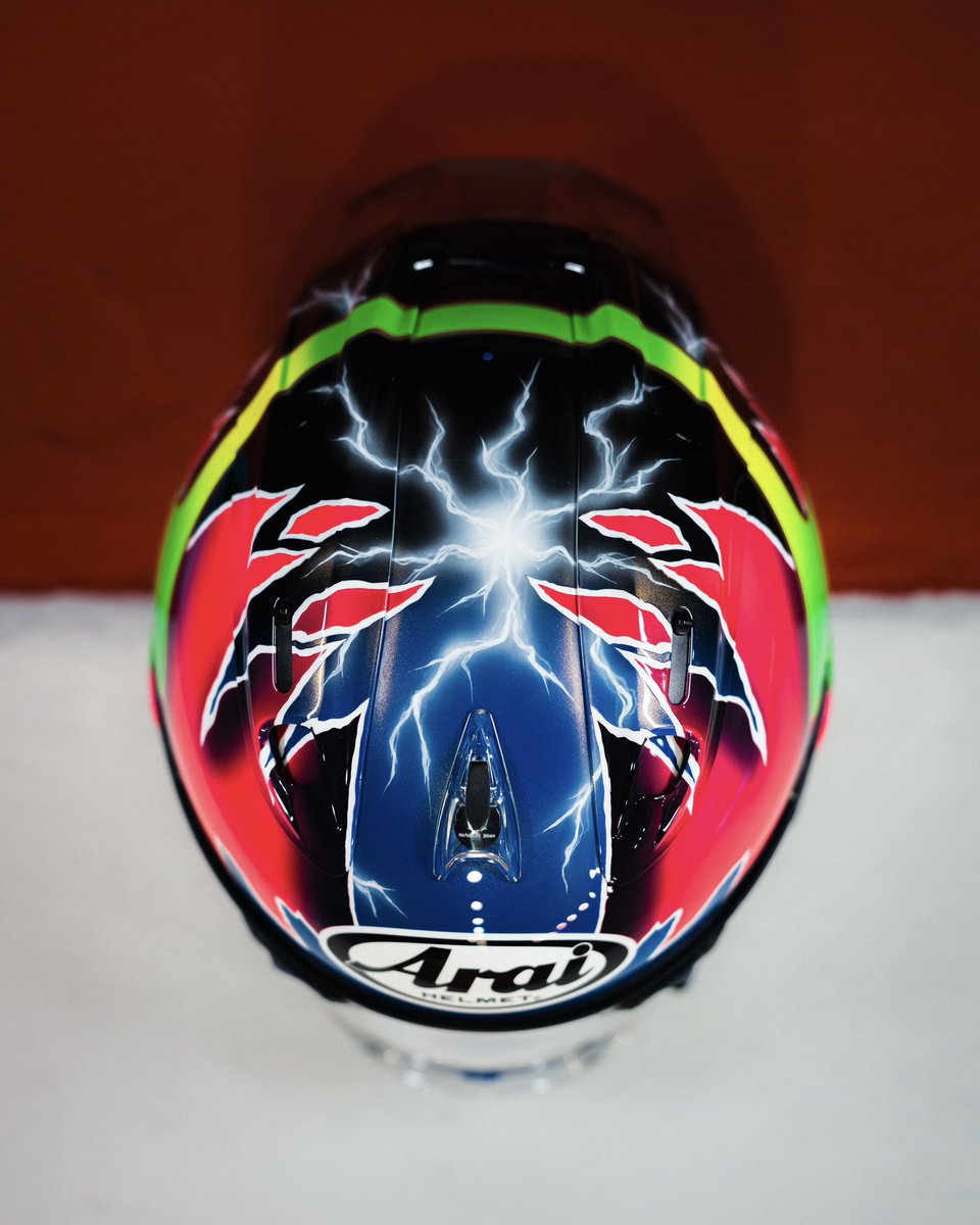 TrackhouseMoto's tweet photo. This weekend at Motegi, Ai pays homage to his roots, racing in the helmet design used by his father.

#JapaneseGP | @AiOgura79 https://t.co/LYhPWqtyBw