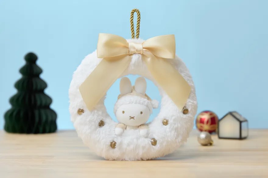 miffy_update's tweet photo. ✨🐰【ハウステンボス情報】🐰✨

「ミッフィー・クリスマス」

新グッズも登場🐰
・クリスマスマスコットリース
・雪だるま ミッフィー＆メラニー　マスコットキーチェーン
・クリスマスアドベントカレンダー

📅11/6〜販売予定
※アドベントカレンダーは11月中販売予定

🔗 https://t.co/CVLKylTI8C https://t.co/uvPjgfNJ2z