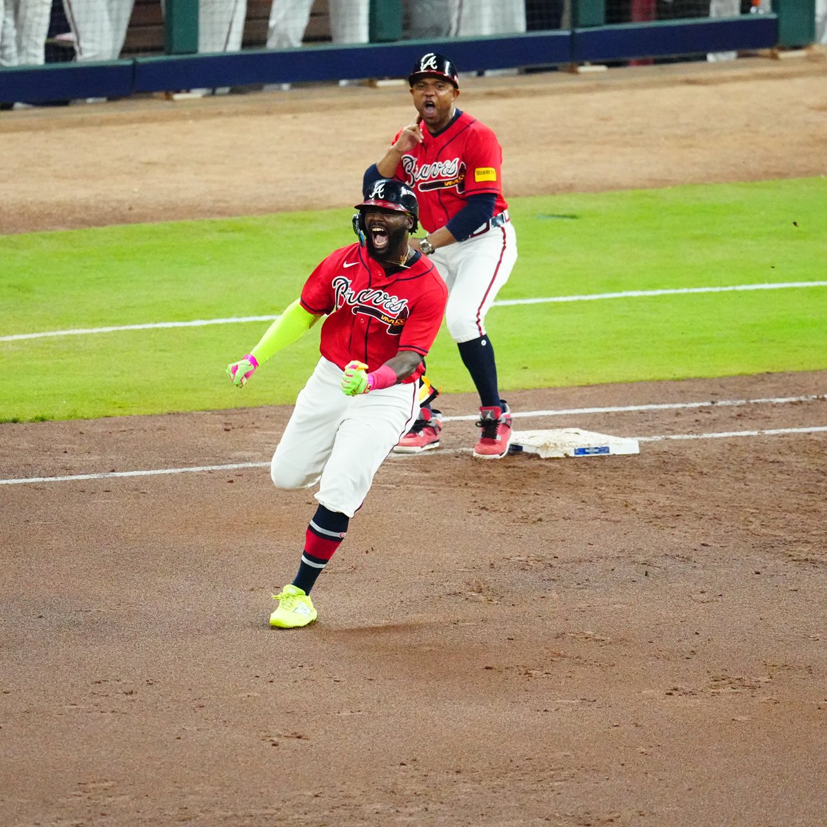 Braves tweet picture