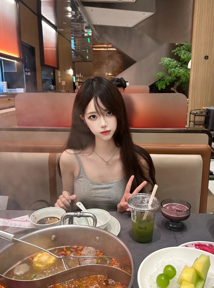 toxicpug69's tweet photo. 早上好呀！！！找国庆搭子一个！本人！是本人！ 要求：素质 干净 懂尊重   加分项：微胖有小肚子 谈吐素质 会做蛋炒饭  有边界感 讲卫生 会照顾别人的感受    拒绝：不喜欢邋遢和没边界感的人 同频比什么都重要。    符合要求的点个赞，留下坐标 私信我都会回 #国庆 #搭子 #女大 https://t.co/nIOWCdJDPO