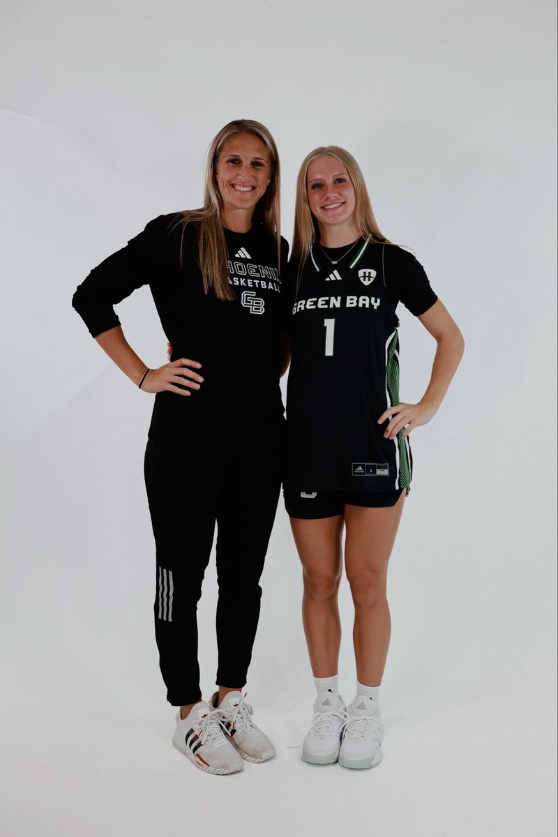 gretalayton15's tweet photo. Blessed to have received an offer from The University of Wisconsin Green Bay! Thank you to Coach Karius and the coaching staff for this opportunity! Go Phoenix! 🤍💚 #uncommitted #unofficialvisit 
@WCUgirlshoops 
@PGHMinnesota 
@biglakegbb 
@JrAllStarMN https://t.co/jm5J1gqYkP