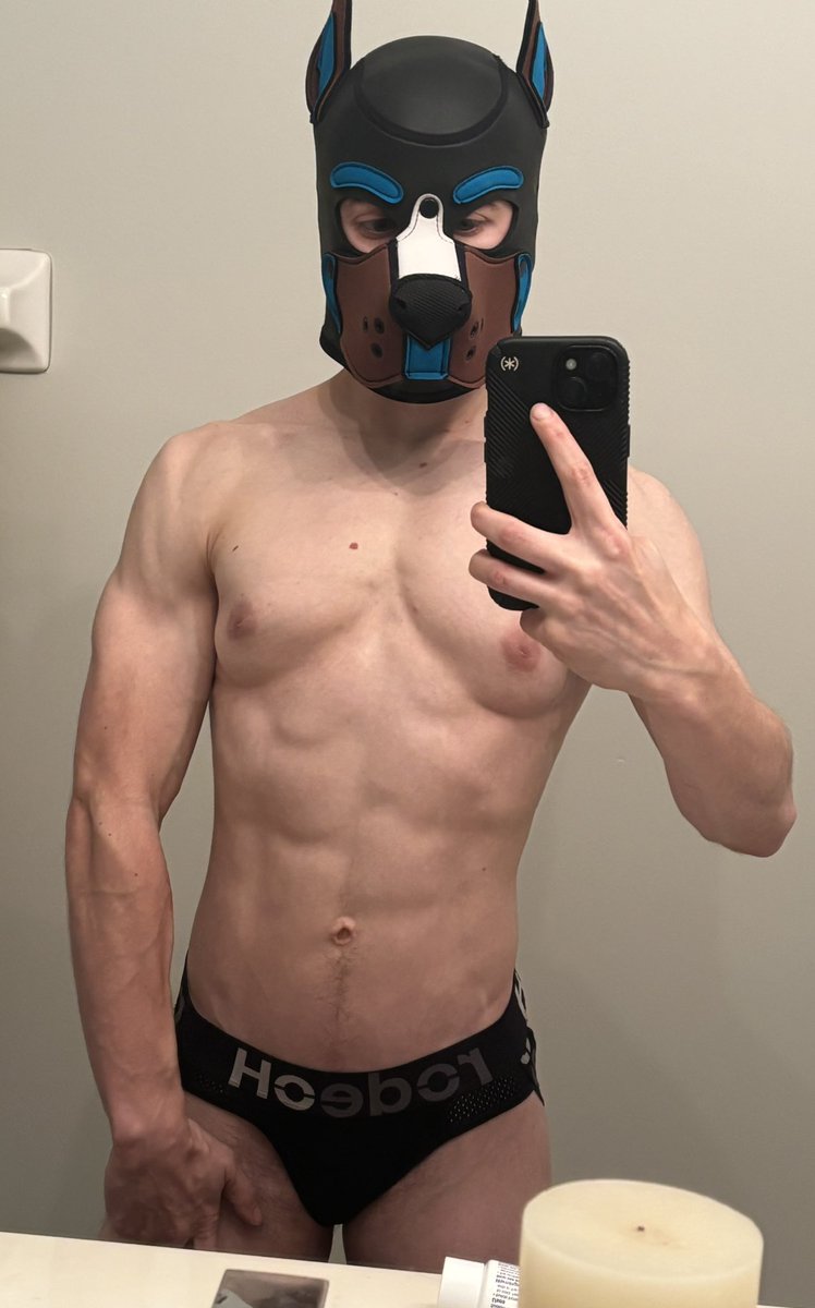tigerwolf130's tweet photo. Here’s a #jocktober pic from last year, I need some new pics 😅 https://t.co/o1D4P43mcs