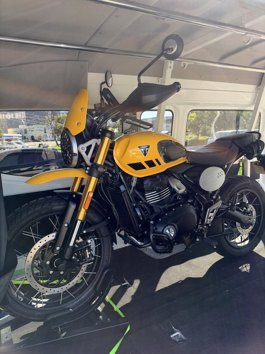 ykykhnb's tweet photo. 知多半島から離島行ってみます

#トライアンフ #TRIUMPH 
#400XC https://t.co/7lPTAdUXhD