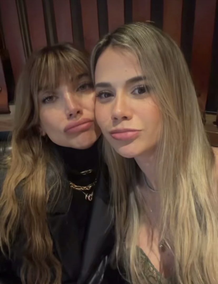 nacharous's tweet photo. Nuestra campeona y la primera dama.❤️‍🔥🫦

#GranHermano #solzia https://t.co/7M3yIJqo9n