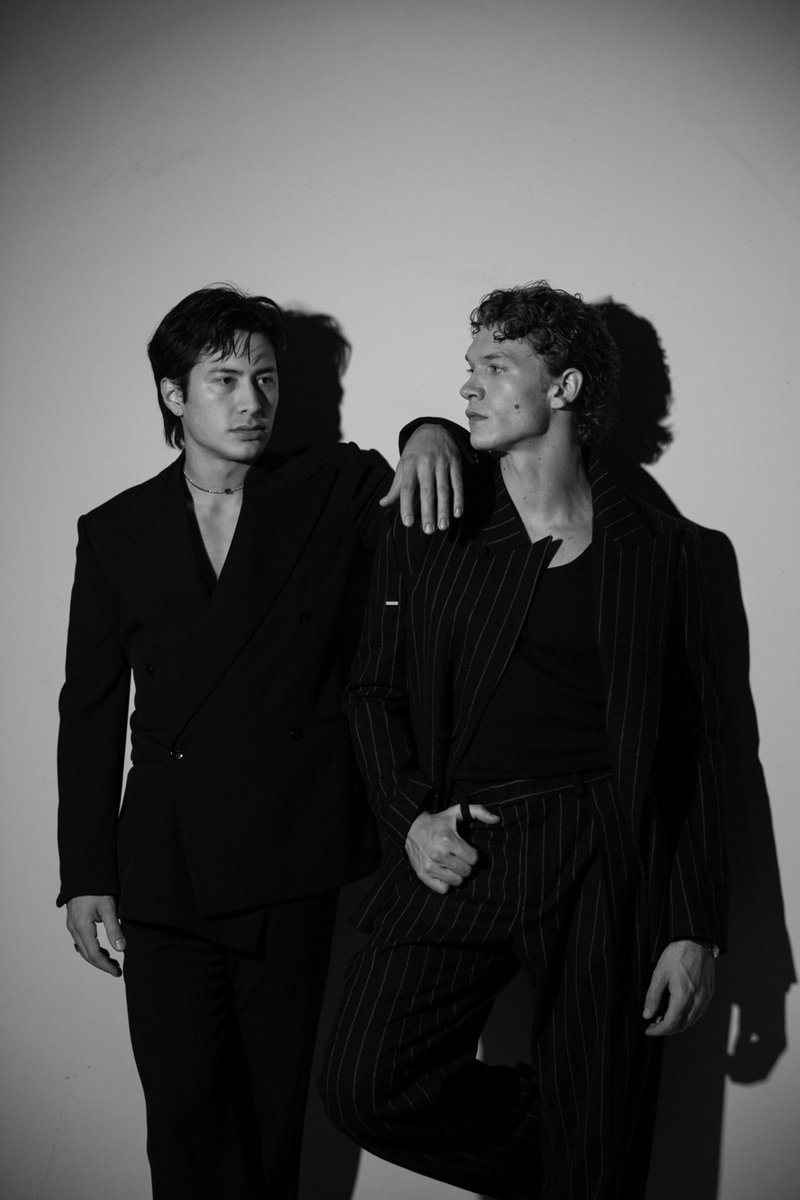hudsonconnorupd's tweet photo. Some exclusive unseen Connor Storrie and Hudson Williams photos from the Vanity Fair photoshoot too because in this house we support both of them https://t.co/sbMUFnjgMI