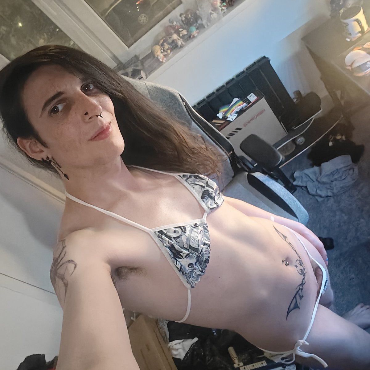 Jinx_Kitty666's tweet photo. Felt cute or something... https://t.co/vxghMSSyGZ