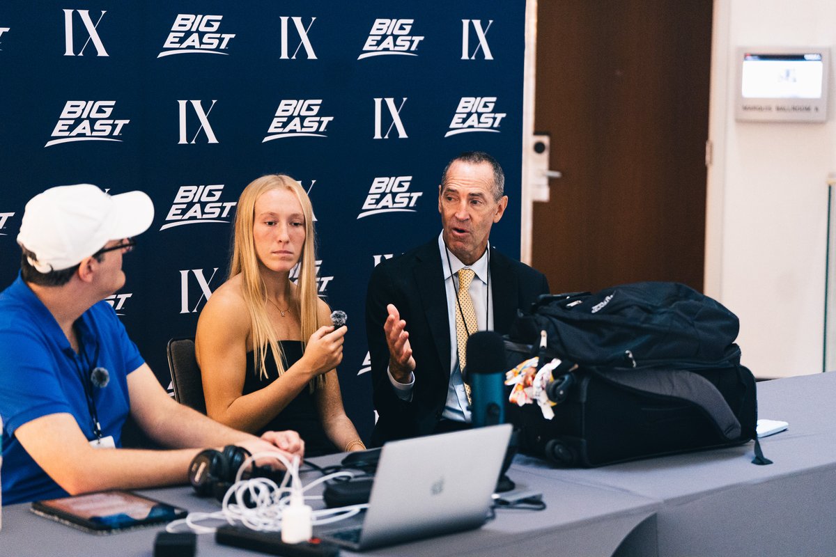 CreightonWBB's tweet photo. Successful trip to NYC for @BIGEAST Media Day 🔥

#GoJays https://t.co/lJhYN6N1Ma