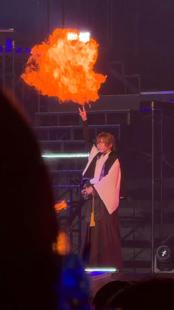 kitsunesan_suki's tweet photo. 炎の使い手、夢野幻太郎🔥🤟

#ヒプカリ #ヒプステ https://t.co/dw2u7GAA2y