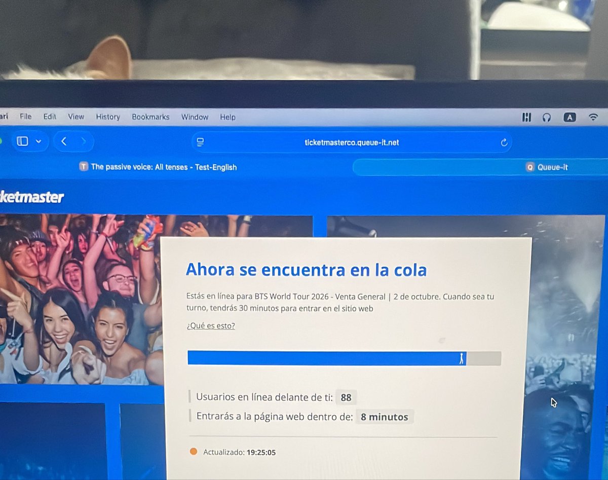 hsllwaylt's tweet photo. Estuve muy cerca de comprar boletas https://t.co/UsUBGNu13x