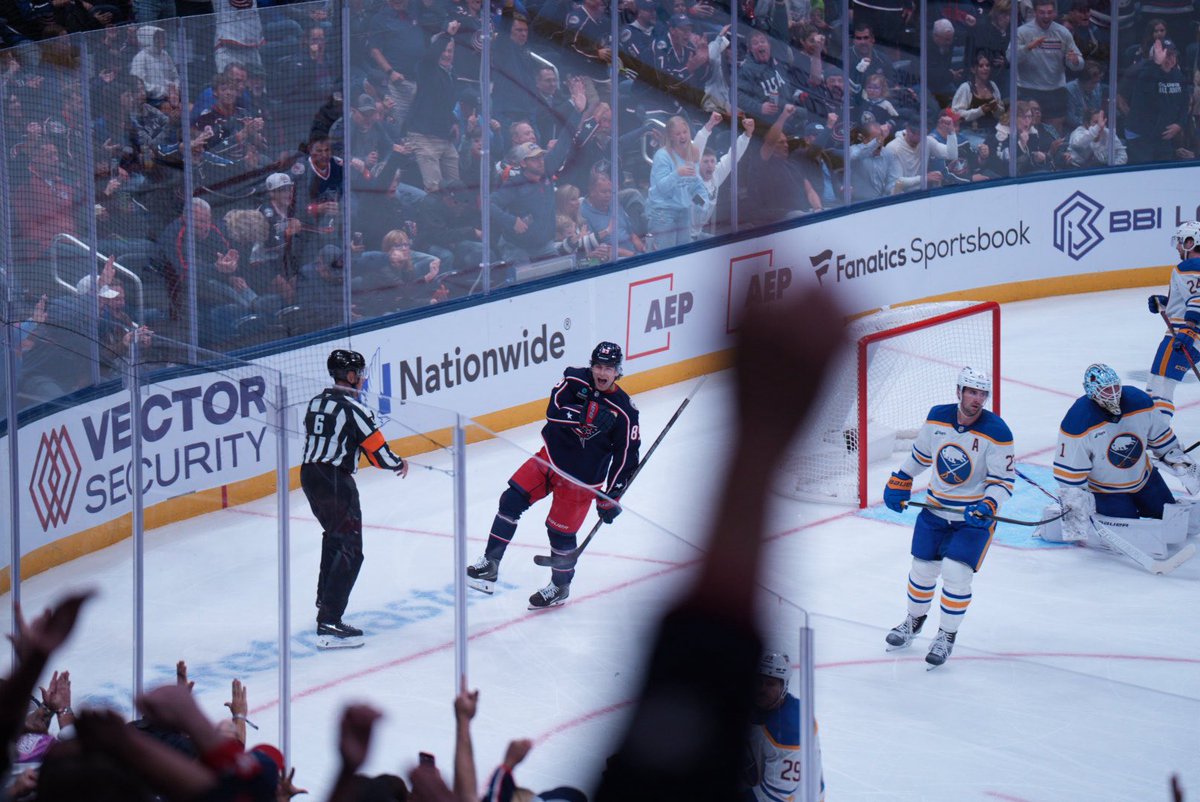 ianphillipsnews's tweet photo. #Leafs fans, you’re right. He does look pretty pissed to be a Blue Jacket. 

#CBJ https://t.co/3oMGwRLYCY