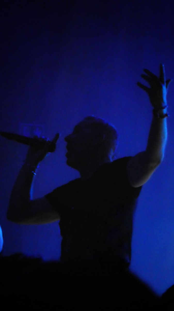 DonnaSluggett's tweet photo. My POTF favourite photos and videos from 27.09.2026 - London.
Now uploaded to Instagram: https://t.co/XTAJgg7KLC
A fantastic close to a beautiful anniversary tour.
Until next time. 🙏🤘🎸
#poetsofthefall #potf #echoesofthecarnival #02shepherdsbushempire
#carnivalofrust https://t.co/IcRoMFiVIt