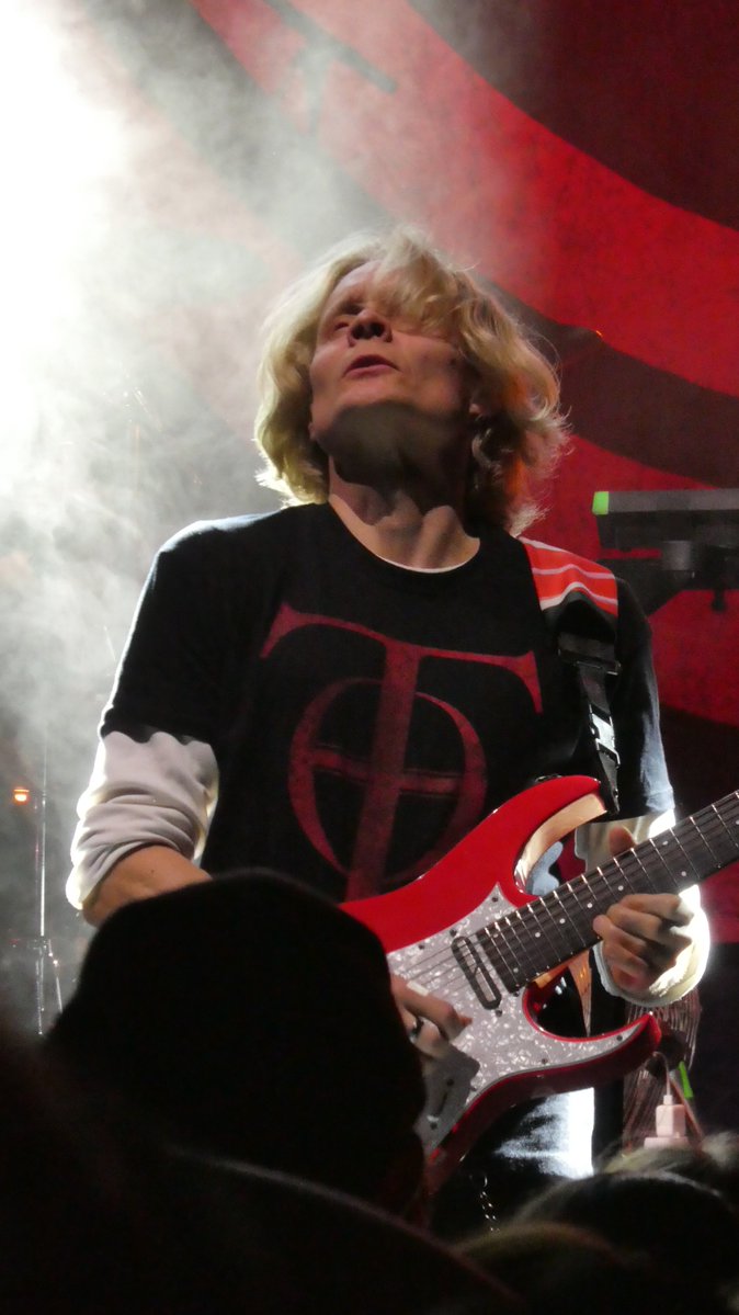 DonnaSluggett's tweet photo. My POTF favourite photos and videos from 27.09.2026 - London.
Now uploaded to Instagram: https://t.co/XTAJgg7KLC
A fantastic close to a beautiful anniversary tour.
Until next time. 🙏🤘🎸
#poetsofthefall #potf #echoesofthecarnival #02shepherdsbushempire
#carnivalofrust https://t.co/IcRoMFiVIt