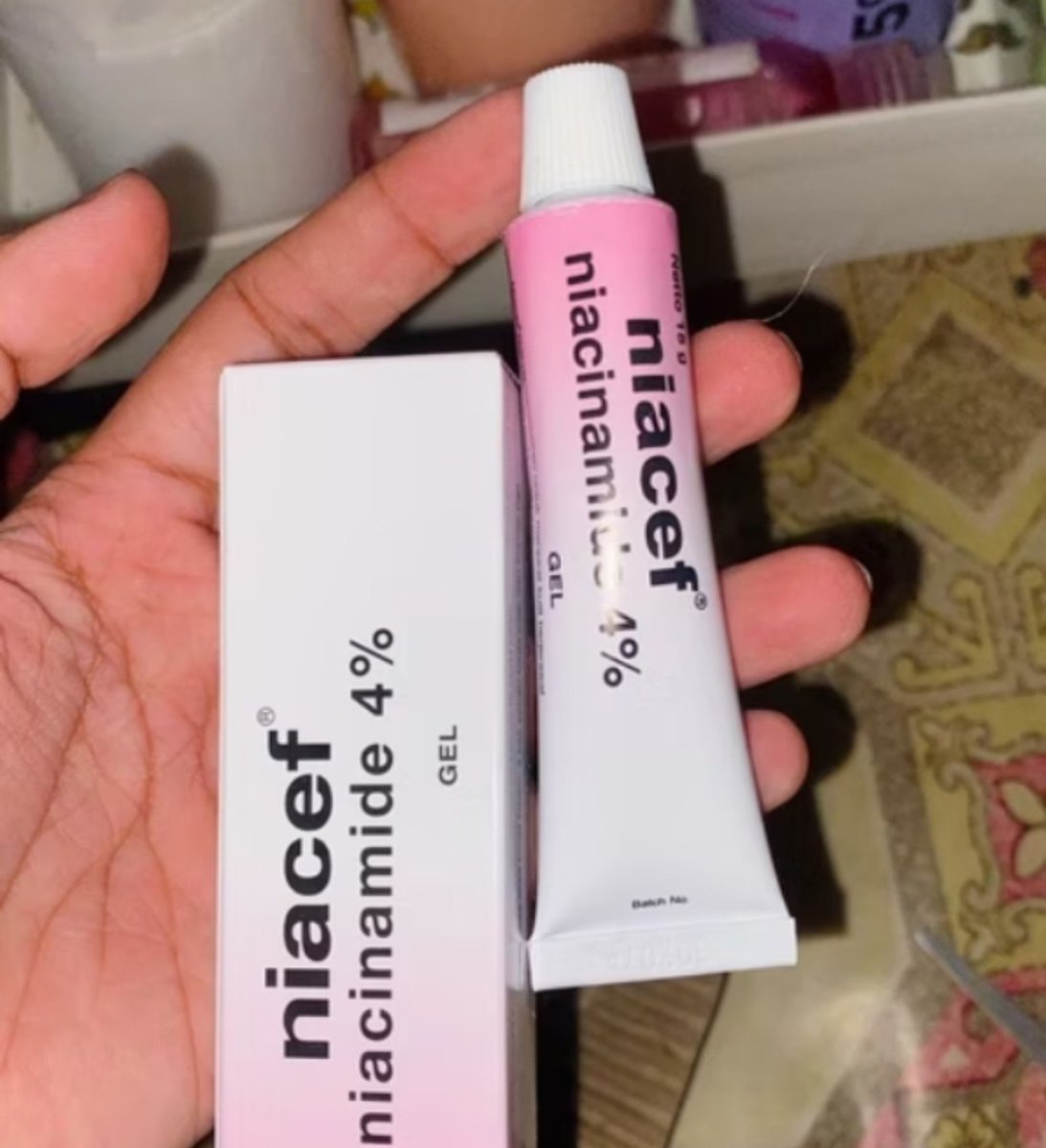 vyaaa_03's tweet photo. INI DIA KRIM YANG AKU MAKSUD 😭👇
https://t.co/BTQ8kKhzNw
Baru abis satu, jerawat uda hempas dan wajah jadi mulus lagi. Harganya juga ramah di kantong 🥹✨ https://t.co/vIABdfKY9Y