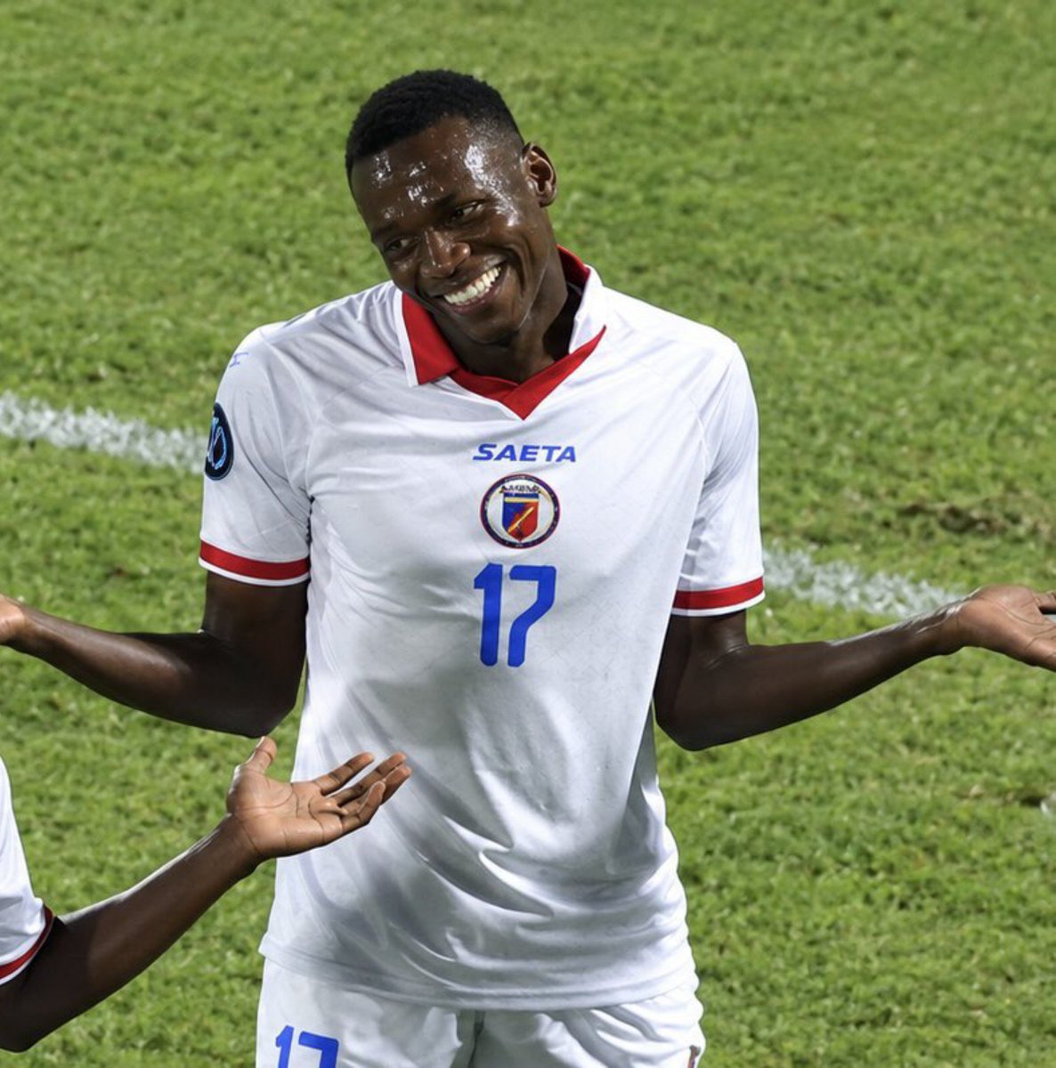Actufoot_stats's tweet photo. 🚨🇭🇹 DEEDSON LOUICIUS ENTRE DANS UN CERCLE PRESTIGIEUX ! 🔥

⚽ Grâce à son but face à la République dominicaine 🇩🇴, Deedson Louicius atteint désormais les 20 G/A avec la sélection haïtienne ! 🇭🇹

⚽ 11 réalisations
🅰️ 9 passes décisives.

🇭🇹💎 Une nouvelle étape dans l’histoire des Grenadiers ! 👏🔥