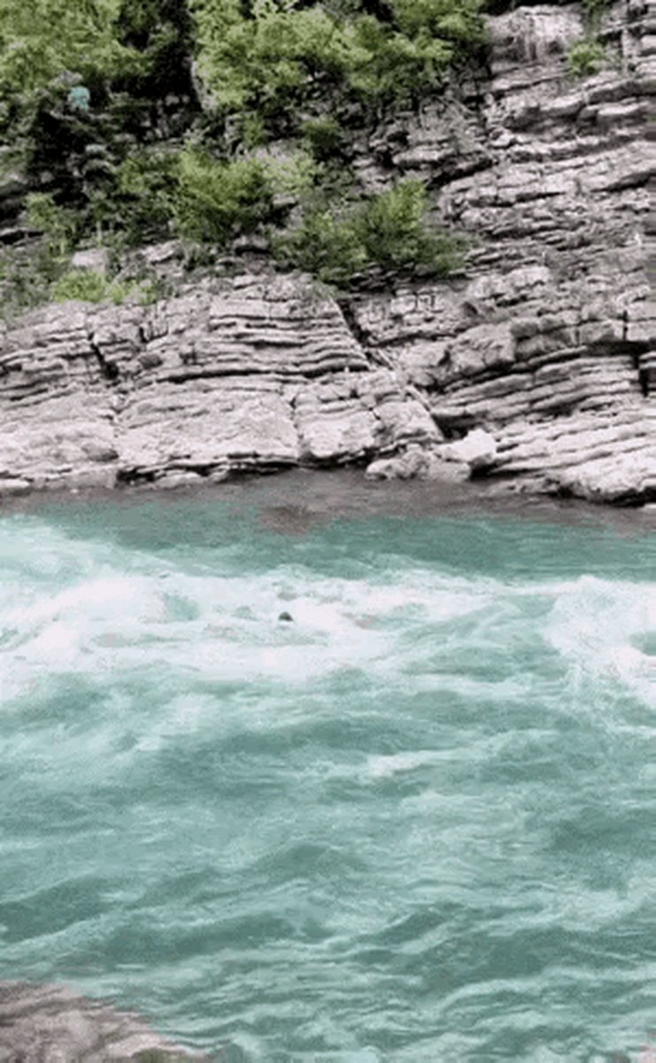 prex30229's tweet photo. The tough river can flow despite mockery and scorn. https://t.co/aWhURO7bfR