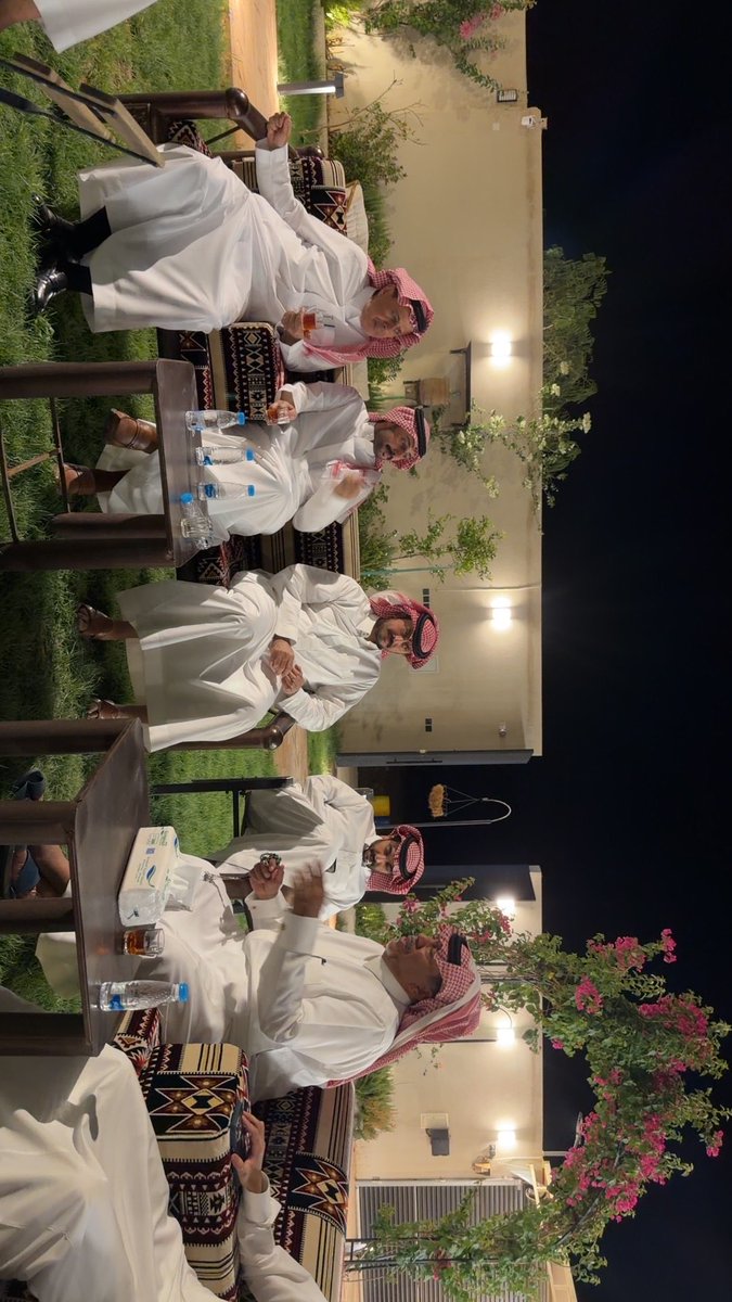 halhabdan111's tweet photo. ولله الحمد تم استقبال هذا اليوم في ديوانية هامة طويق بمركز الخيس غرب محافظة المجمعه عدداً من الأصدقاء من عاصمة عسير ابها ومن تبوك ومن القصيم ومن حوطة تميم ومن سدير ومن تربة البقوم ومن الرياض عاصمة الحب والنماء .. شكراً لمن أجاب الدعوة والعذر مقبولاً لمن لم يستطع والحمدلله على الامن والرخاء بهذا الوطن العظيم زاده الله خيراً وعطاء واستقراراً في ظل حكومة تبذل الغالي والنفيس لهذا الوطن ؛ اطال الله عمر والدنا وقائدنا ابو فهد وولي عهده ابو سلمان 🤲🏻