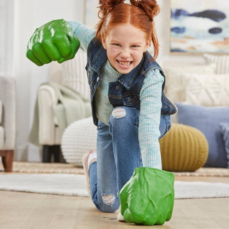 olivegoreden's tweet photo. @nixi_pw concept: Nixi with Hulk Hands https://t.co/26N2U8Vyh3