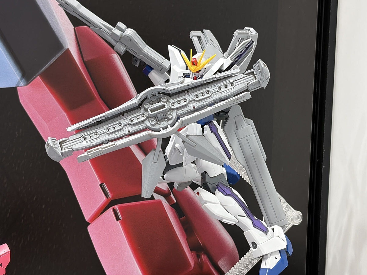 hobbywatch_jp's tweet photo. 「ガンダムX」より「ガンダムXディバイダー」がMGガンプラで商品化決定！【#全日本模型ホビーショー】　「HG 1/144 GXビット」もガンダムベース限定で商品化決定 https://t.co/z5TztTusSl https://t.co/FhU3VoaXPt