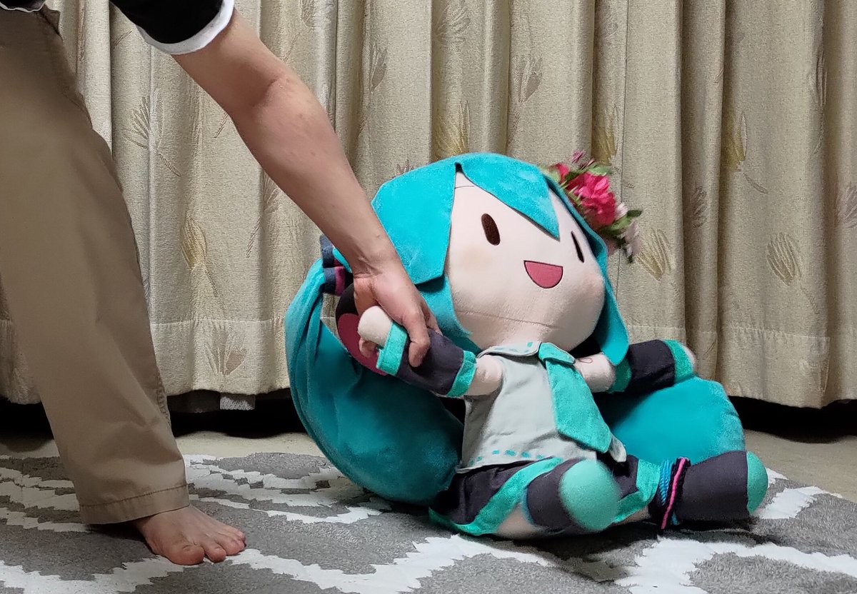 MIRAmx_'s tweet photo. おはようございます。
会社に行きたくねー！ https://t.co/uZ4XxJcj0Z