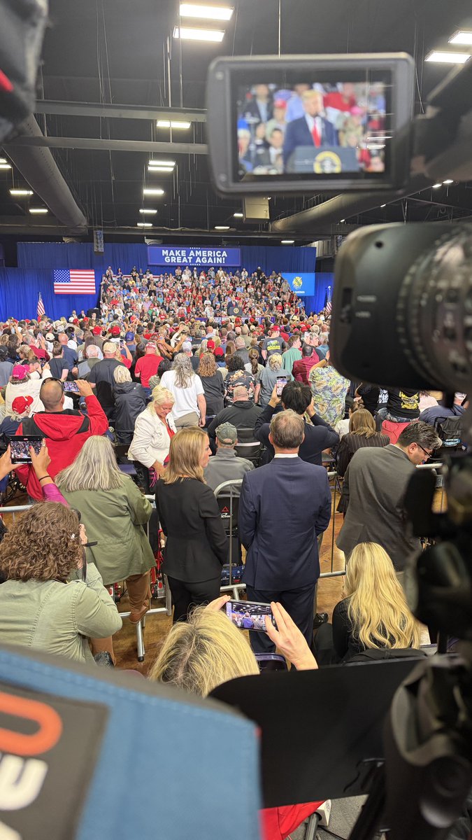 ravpoolupdates's tweet photo. RAV POOL UPDATE President Donald Trump has taken the stage in Durant, Oklahom…

RAV POOL UPDATE President Donald Trump has taken the stage in Durant, Oklahoma, for his scheduled remarks. The RAV Pool Team is on the …

— Parker Sigg, Vice President

https://t.co/nRQsLGdJvZ https://t.co/SZb6n4MgE9