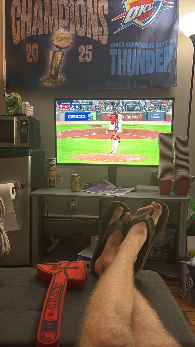 JenhsenBerlan's tweet photo. Thursday night Braves up 3 I’m down 14 beers and two vyvanse nights looking beautiful https://t.co/johaZpoE2F