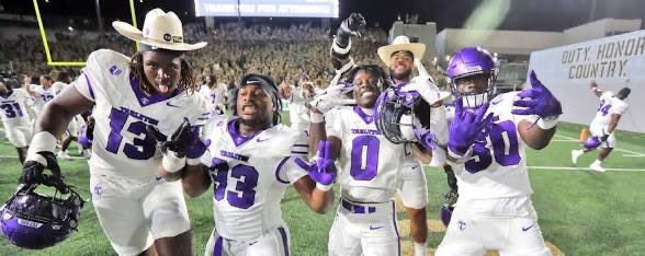 HezekiahDantzl5's tweet photo. #AGTG Extremely blessed to say that i have received an offer from Tarleton State. #GoRiders #juco #jucoproduct 
Thank you @CoachWaltonTSU @CoachAphill https://t.co/ITnqEIjELi