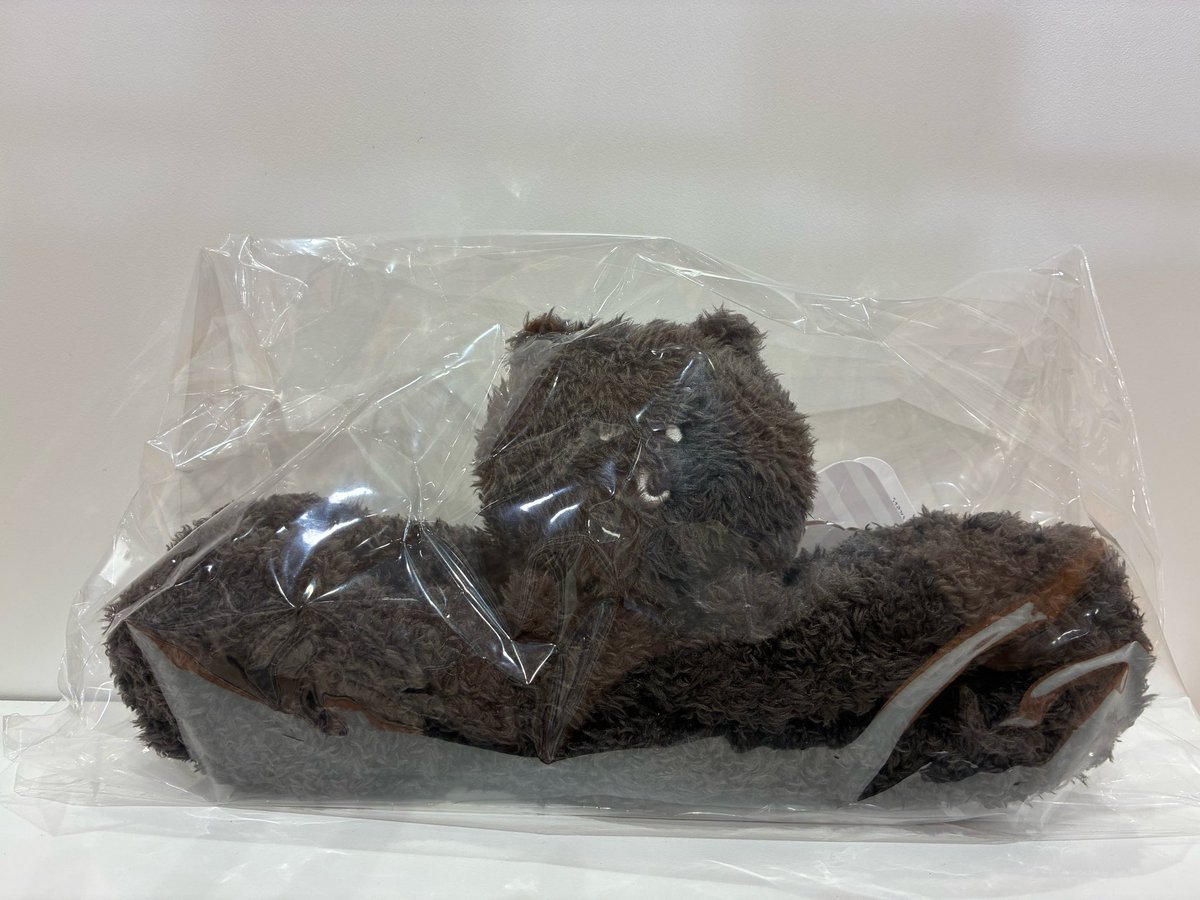 nagano_mkt_shop's tweet photo. ＼ 入荷のお知らせ③ ／

#ナガノマーケットSAPPORO

新商品が本日から販売開始です🎉
ぜひお越しくださいませ✨

🔸マスコット付きふわふわヘアバンド(全2種)

🔸あったかはらまき(くまグレー)

🔸あったかもこもこブランケット(ねますか)

#ナガノマーケットSAPPORO入荷情報 https://t.co/XJKuSDTZ2r