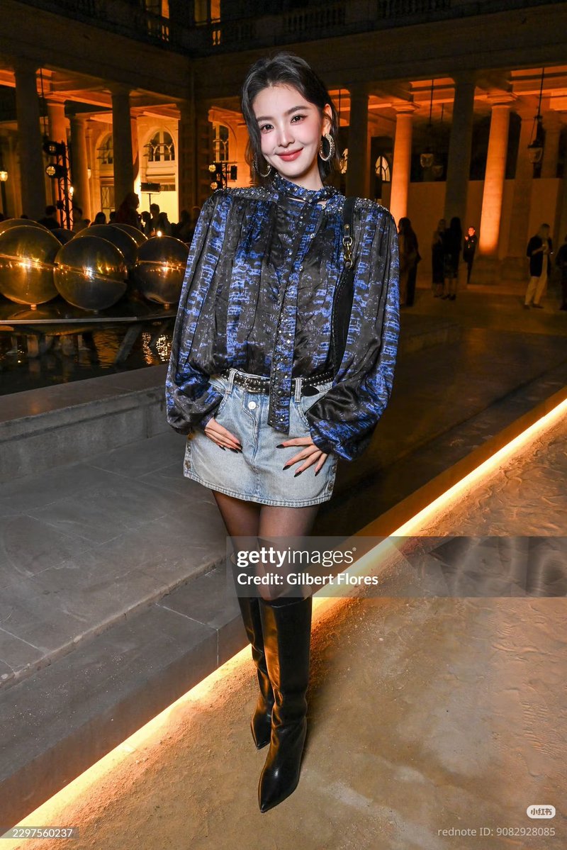 Sparkyuu_98's tweet photo. Unedited and still flawless. Zhang Ruonan beat Getty Images once again 🤩 

ZHANG RUONAN ATTENDS ISABEL MARANT PFW
#ZhangRuonan
#ZhangRuonanxIsabelMarant
#IsabelMarantSS27 https://t.co/WE0z9wuxC1