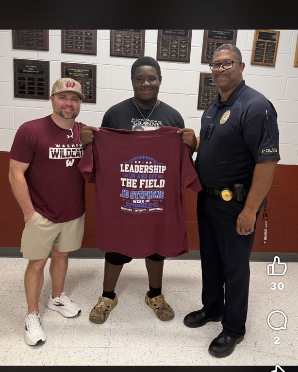 jatrevin's tweet photo. Blessed to come player of the week @TheRedZoneCoach @Coast2Coasttc @dctf @CoachDaniels06 @Marchen44 @Coach__OMalley @ETX_Gameday @TristanLundyy https://t.co/spUD9Ck2yN