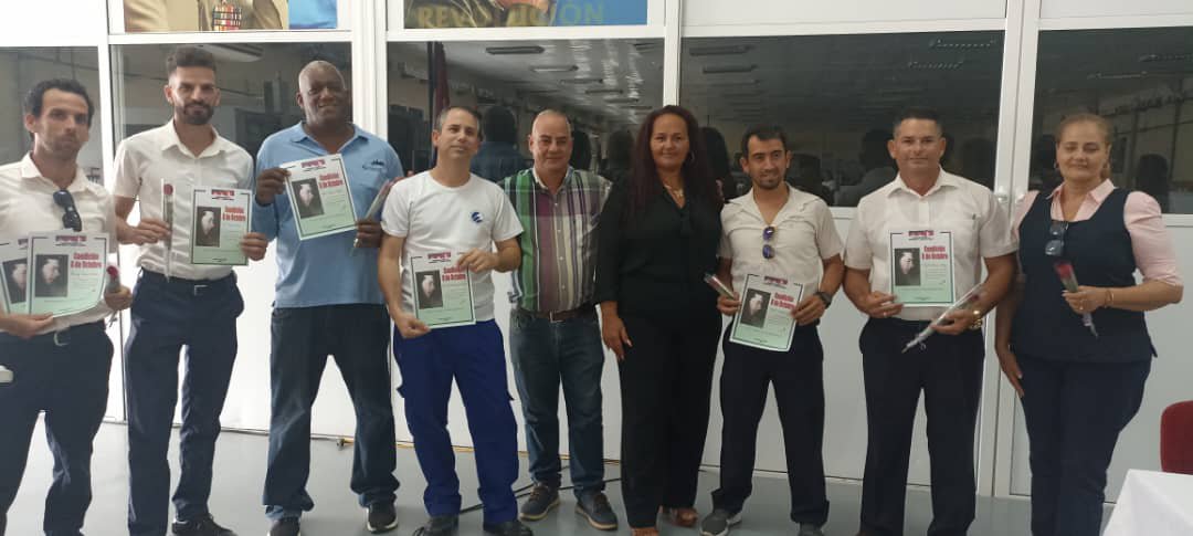 Anir_Nacional's tweet photo. La provincia de Pinar del Río realiza su acto provincial, en saludo al Inicio de la "Jornada del Innovador" se realizaron en magna cita reconocimientos a destacados innovadores y la condición individual 8 de Octubre.
#InnovarEsCrecer
#100X50 🇨🇺⚙️🇨🇺 https://t.co/TqSR9k5RHl