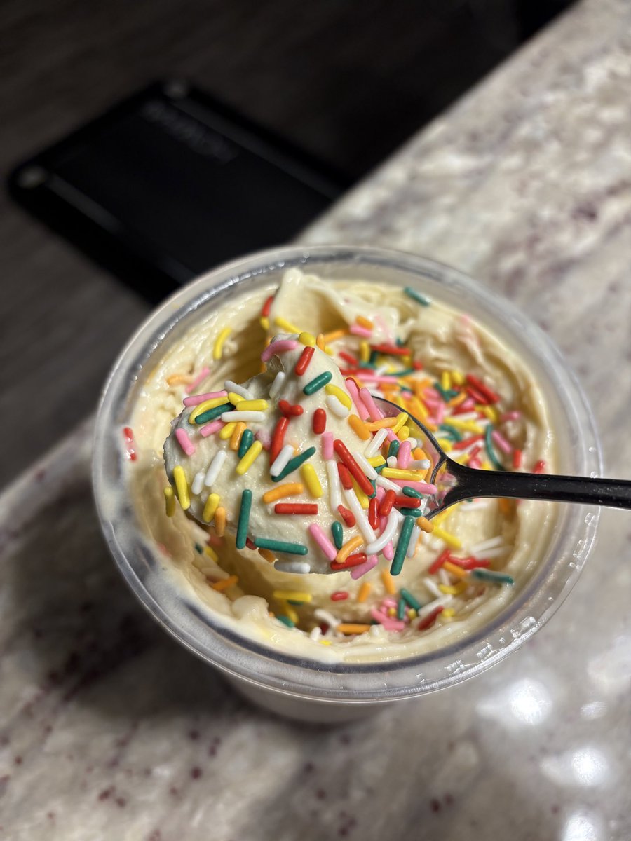 DeanTTraining's tweet photo. Ask….and you shall RECEIVE:

My TOP 7 Ninja Creami Recipes w/ Preparation Instructions

𝗕𝗜𝗥𝗧𝗛𝗗𝗔𝗬 𝗖𝗔𝗞𝗘 𝗪𝗛𝗜𝗥𝗟:

- 360ml Fat Free Fairlife
- 2 servings Sugar Free Cheesecake Jello Pudding Mix
-3 squeezes of SweetLeaf Sweet Drops Vanilla Sweetener
- 1 serving True Nutrition French Vanilla Egg White Protein Powder 
- 12g sprinkles
- 2g Xanthan Gum

350 Calories / 45g Protein

𝗖𝗜𝗡𝗡𝗔𝗠𝗢𝗡 𝗧𝗢𝗔𝗦𝗧 𝗖𝗥𝗨𝗡𝗖𝗛 𝗦𝗪𝗜𝗥𝗟:

- 300ml Unsweetened Vanilla Almond Milk
- 120ml Whole Milk from Fairlife
- 68g Trueflavor Cinnamon Toast Swirl Egg White Protein Powder from True Nutrition
- 41g Cinnamon Toast Crunch Cereal
- 2g Xanthan Gum

500 calories / 58g protein

𝗢𝗔𝗧𝗠𝗘𝗔𝗟 𝗖𝗛𝗢𝗖𝗢𝗟𝗔𝗧𝗘 𝗖𝗛𝗜𝗣 𝗖𝗢𝗢𝗞𝗜𝗘:

- 300ml Unsweetened Vanilla Almond Milk
- 120ml Whole Milk from Fairlife
- 76g Oatmeal Cookie Protein Powder from JYM
- 2 Chunky Chocolate Chip Cookies
- 2g Xanthan Gum

550 calories / 57g protein

𝗢𝗥𝗘𝗢 𝗕𝗟𝗜𝗭𝗭𝗔𝗥𝗗 𝗥𝗘𝗣𝗟𝗜𝗖𝗔:

- 240ml Fairlife Skim Milk
- 240ml Almond Milk Unsweetened Vanilla
- 51g True Nutrition Cookies N Cream Egg White Protein
- 30g Oreos Cookies N Creme Instant Pudding Mix
- 4 Oreo Thins
- 2g Xanthan Gum

540 calories / 50g protein

𝗖𝗛𝗢𝗖𝗢𝗟𝗔𝗧𝗘 𝗣𝗘𝗔𝗡𝗨𝗧 𝗕𝗨𝗧𝗧𝗘𝗥 𝗖𝗨𝗣:

- 480ml Unsweetened Vanilla Almond Milk
- 51g Chocolate Peanut Butter Cup Egg White Protein
- 32g 100% Peanuts Natural Peanut Butter
- 10g Zero Sugar Chocolate Pudding Mix
- 2g Xanthan Gum

450 calories / 46g protein

𝗧𝗥𝗜𝗣𝗟𝗘 𝗖𝗛𝗢𝗖𝗢𝗟𝗔𝗧𝗘 𝗟𝗔𝗩𝗔:

- 480ml Fairlife Chocolate Milk
- 51g Chocolate Fudge Brownie Egg White Protein from True Nutrition
- 10g Chocolate Sugar Free Jello Mix
- 2g Xanthan Gum

490 calories / 62g protein

𝗣𝗘𝗔𝗡𝗨𝗧 𝗕𝗨𝗧𝗧𝗘𝗥 𝗕𝗔𝗡𝗔𝗡𝗔 𝗦𝗪𝗜𝗥𝗟:

- 480ml Unsweetened Vanilla Almond Milk
- 51g Chocolate Peanut Butter Cup Egg White Protein
- 13g PB2
- 150g Banana Dannon Light & Fit Greek Yogurt
- 2g Xanthan Gum

380 calories / 56g protein

𝗣𝗥𝗘𝗣𝗔𝗥𝗔𝗧𝗜𝗢𝗡 𝗜𝗡𝗦𝗧𝗥𝗨𝗖𝗧𝗜𝗢𝗡𝗦 👇🏻👇🏻👇🏻

- Put all Creami ingredients (minus the Xanthan gum) in the cup
- Froth it
- Add Xanthan gum
- Froth again
- Freeze for 24+ hours with NO LID
- Thaw out for 15-20 minutes
- Put lid on then run the side & bottom under hot water for 30-40 seconds
- Load in mixing cup with that lid & blade
- Click full and hit spin
- Add 30 more ml of milk after initial spin
- Click full & respin
- Add mix ins
- Click full again and hit mix in (do this even if you did NOT add mix ins)
- Enjoy

One final note:

When in doubt…RESPIN!!!!!!
