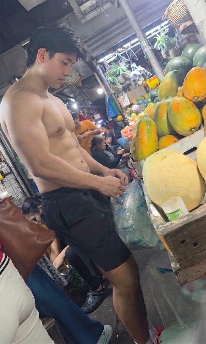 tentawsondalar's tweet photo. Spotted @ baguio block market. Yah magkano papaya? #alterbaguio #baguioalter #alterpangasinan #altercubao #alterqc #alterph #alterlaunion https://t.co/XuOkh63GmO