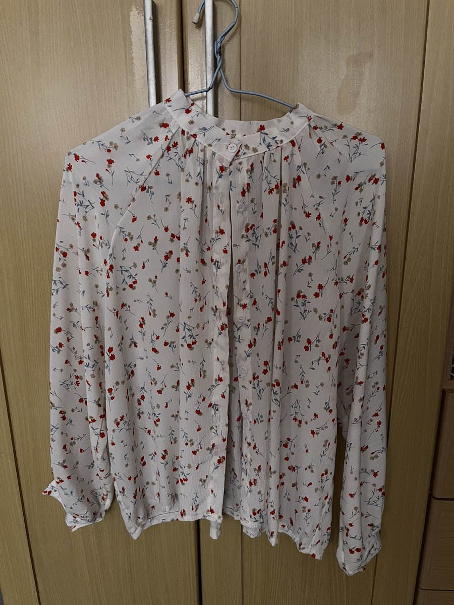 berryblossomm's tweet photo. ส่งต่อเสื้อใส่ทำงาน2ตัว 80฿รวมส่งค่า
#ส่งต่อเสื้อผ้า #ส่งต่อเสื้อผ้ามือ2 #ส่งต่อเสื้อผ้ามือสอง #ส่งต่อstylist #โล๊ะตู้ #โล๊ะตู้เสื้อผ้า #ส่งต่อcintageshop #ส่งต่อsistersfabric #ส่งต่อserlyn #ส่งต่อmerge #ส่งต่อfeelfree #ส่งต่อmaison https://t.co/B2UPRtvQxv