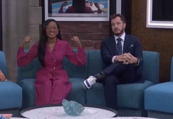 BBigBrotherBuzz's tweet photo. Oh Taylor. We are so proud of you!!!💓💓💓 #BB28 #BigBrother #BigBrotherBuzz https://t.co/AVkL9Pf7Q3