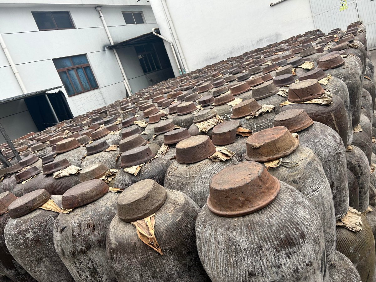 carl_drex637's tweet photo. [The rich aroma from a cellar in Ying County lingers, so satisfying!]， https://t.co/5wVbKbU0WS