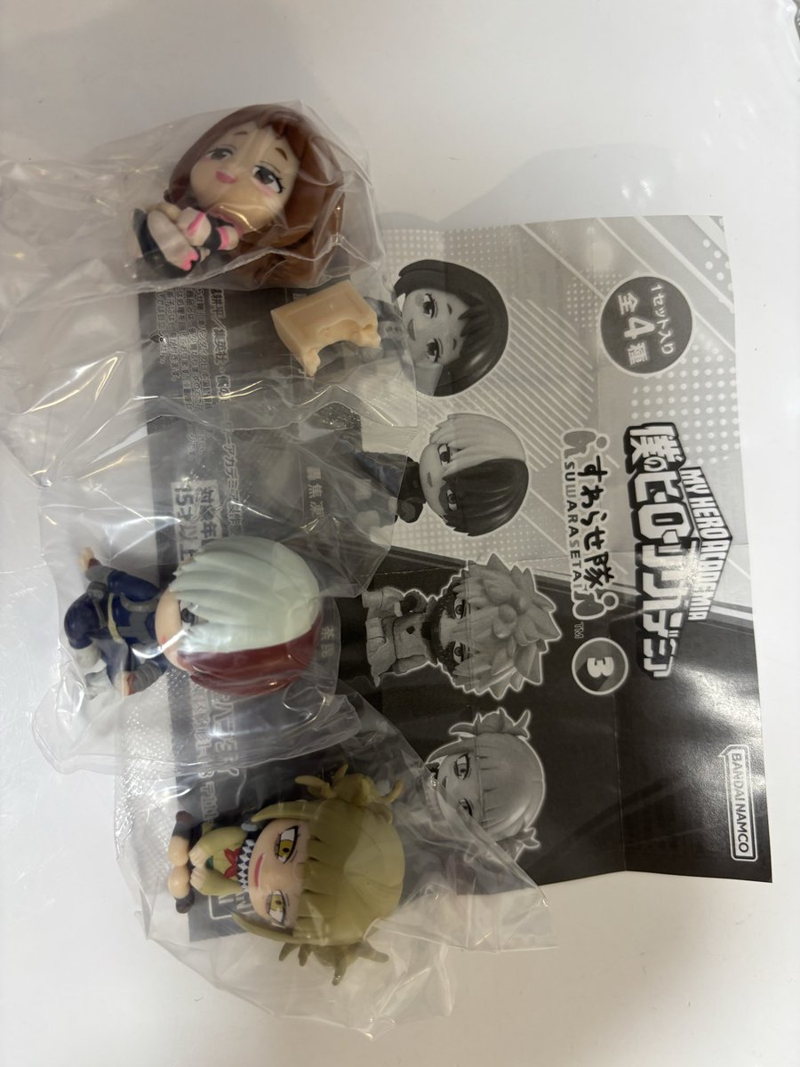 GDLITE818's tweet photo. 【交換】僕のヒーローアカデミア ヒロアカすわらせ隊3 ガチャ　セミコンプ

【譲】すわらせ隊3  麗日お茶子　トガヒミコ　轟焦凍

【求】 定価➕送料

郵送📮、新宿、池袋手渡し🉑
検索からでもお気軽にお声掛けください🙇‍♀️
纏めてだと助かります🙏 https://t.co/1c6vAD6euI