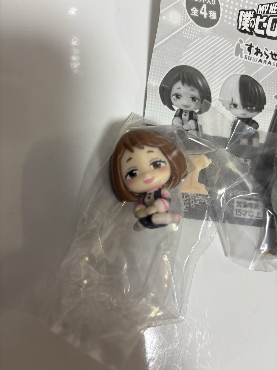 GDLITE818's tweet photo. 【交換】僕のヒーローアカデミア ヒロアカすわらせ隊3 ガチャ　セミコンプ

【譲】すわらせ隊3  麗日お茶子　トガヒミコ　轟焦凍

【求】 定価➕送料

郵送📮、新宿、池袋手渡し🉑
検索からでもお気軽にお声掛けください🙇‍♀️
纏めてだと助かります🙏 https://t.co/1c6vAD6euI