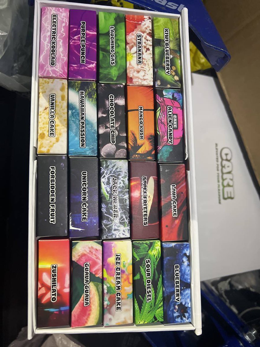 pamsky_'s tweet photo. Box of cake dispos . Mix and match available ✅

📦ORDER ON TELE: https://t.co/eqNIY22KvC… https://t.co/yMEqE3J8iT