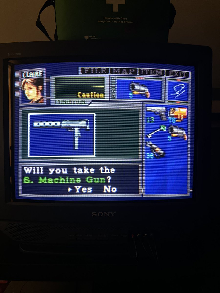 RBtheMad's tweet photo. taking both #fuckleon https://t.co/iZEnUPBny3