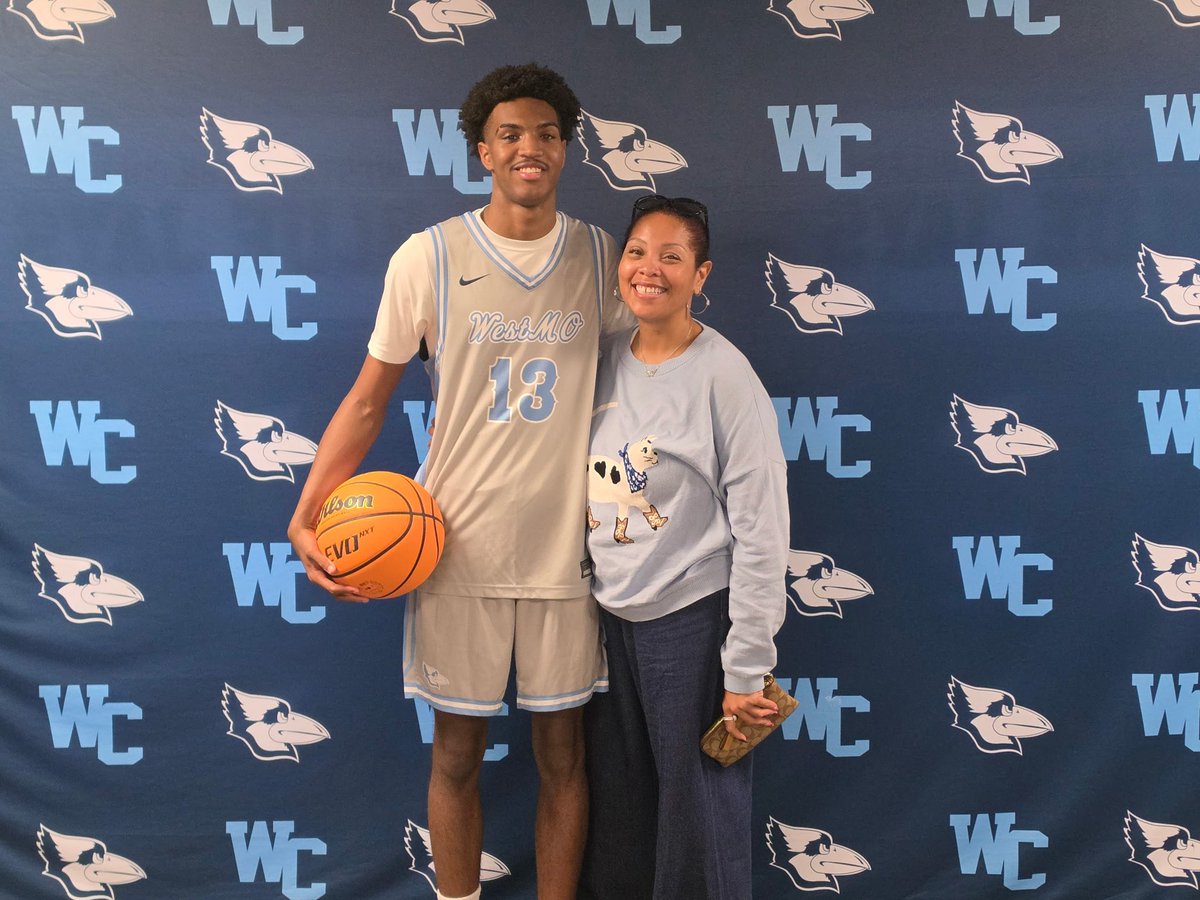 ej_upnext13's tweet photo. After an amazing visit and a great conversation with @ObinnaAgomo and @JalenBoyd_ I’m blessed to receive my first college offer from Westminster College! 💙🤍  I’m grateful for this opportunity and everyone who made this visit so special.
@rnrhoops 
@CCPBasketball 
@chazglotta https://t.co/vk7M7rnves