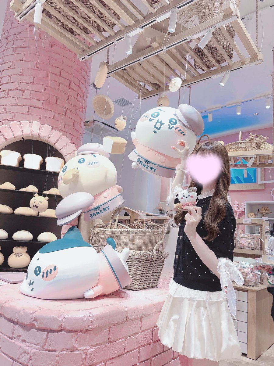 omasu_a3_omasu's tweet photo. ベーカリーちいﾁｬﾝがあまりに可愛すぎて
メロついた𝜗𝜚꙳.*
お勤めご苦労さま🥐✧

#ちいかわ
#ちいかわベーカリー
#ちい活 https://t.co/w5knZcNL6s