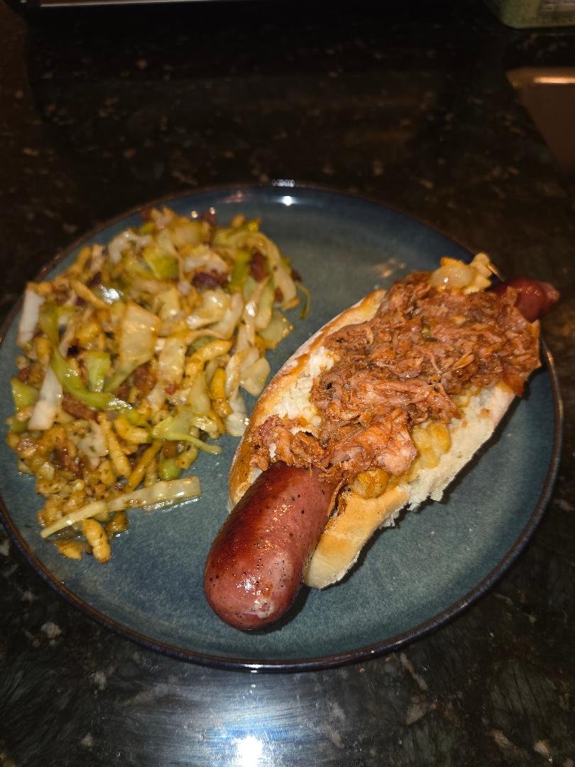 NewClearHarley's tweet photo. #Week4 #DFS #MatchupMeal #CLEvsPIT
@DraftKings
@FanDuel
@Fanball
@MyFantasyLeague
@SleeperHQ
@TheHuddle
@usatodaysports
@usatodaynfl
@ESPNFantasy
@YahooFantasy
@Underdog
Entree: Polish Boy topped w/ BBQ shaved ham
Side Dish: Haluski
Cocktail: Cleveland Trust w/@OldOverholt https://t.co/KVKUtX1jqD