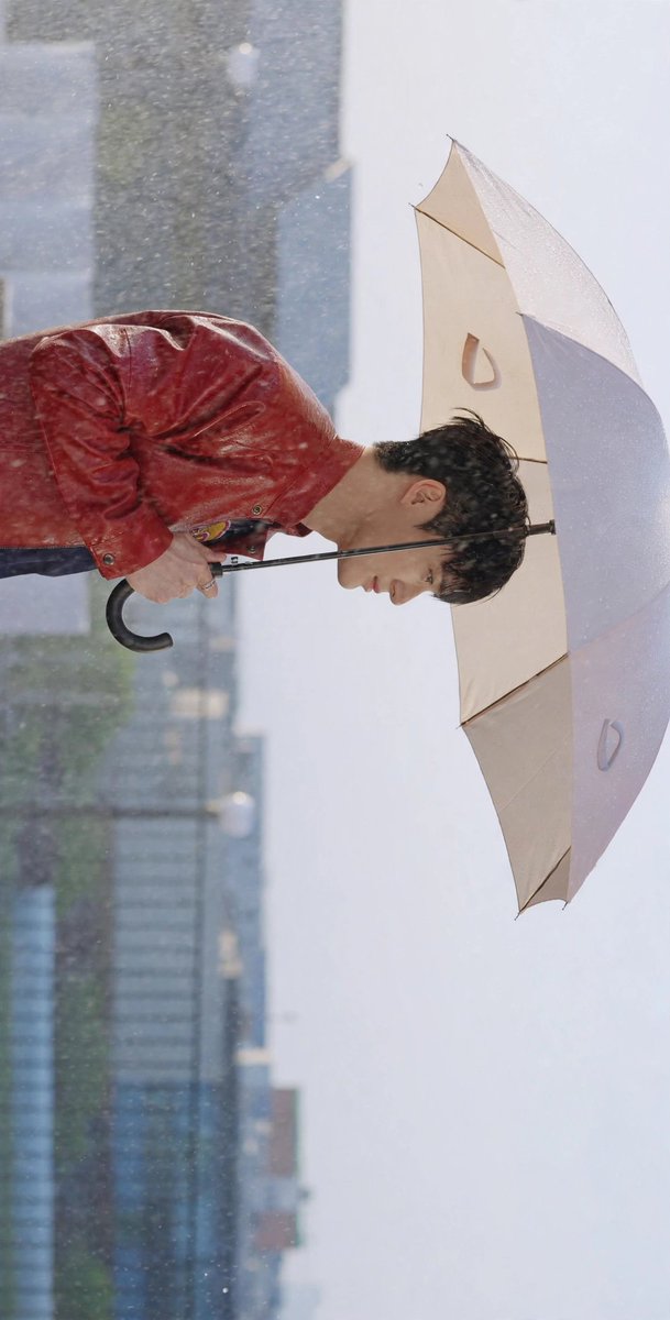 Jian_xiu08's tweet photo. standing between the rain🤍 https://t.co/4dH9jnXkJK