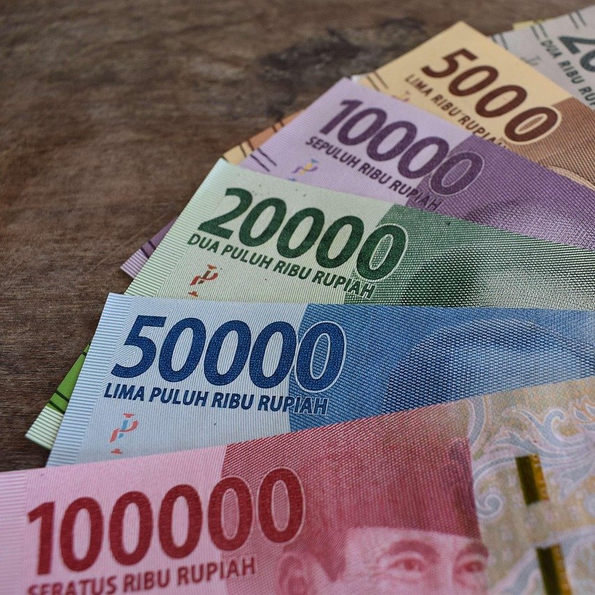 MenteriPekerja's tweet photo. Pemerintah kembali menyiapkan Bantuan Subsidi Upah (BSU Kemnaker 2026) dengan total Rp900.000

Target Penerima: Sekitar 13,3 juta pekerja di seluruh Indonesia.

belum ada tanggal resmi spesifik kapan dana mulai ditransfer karena masih menunggu aturan teknis final dari Kementerian Ketenagakerjaan

Disinilah pentingnya pekerja selalu minta hak untuk didaftarkan BPJSnya oleh perusahaan karena tanda pemerintah tau kalo kita statusnya sebagai pekerja aktif juga memperhatikan aktif atau tidaknya BPJS Ketenagakerjaannya.