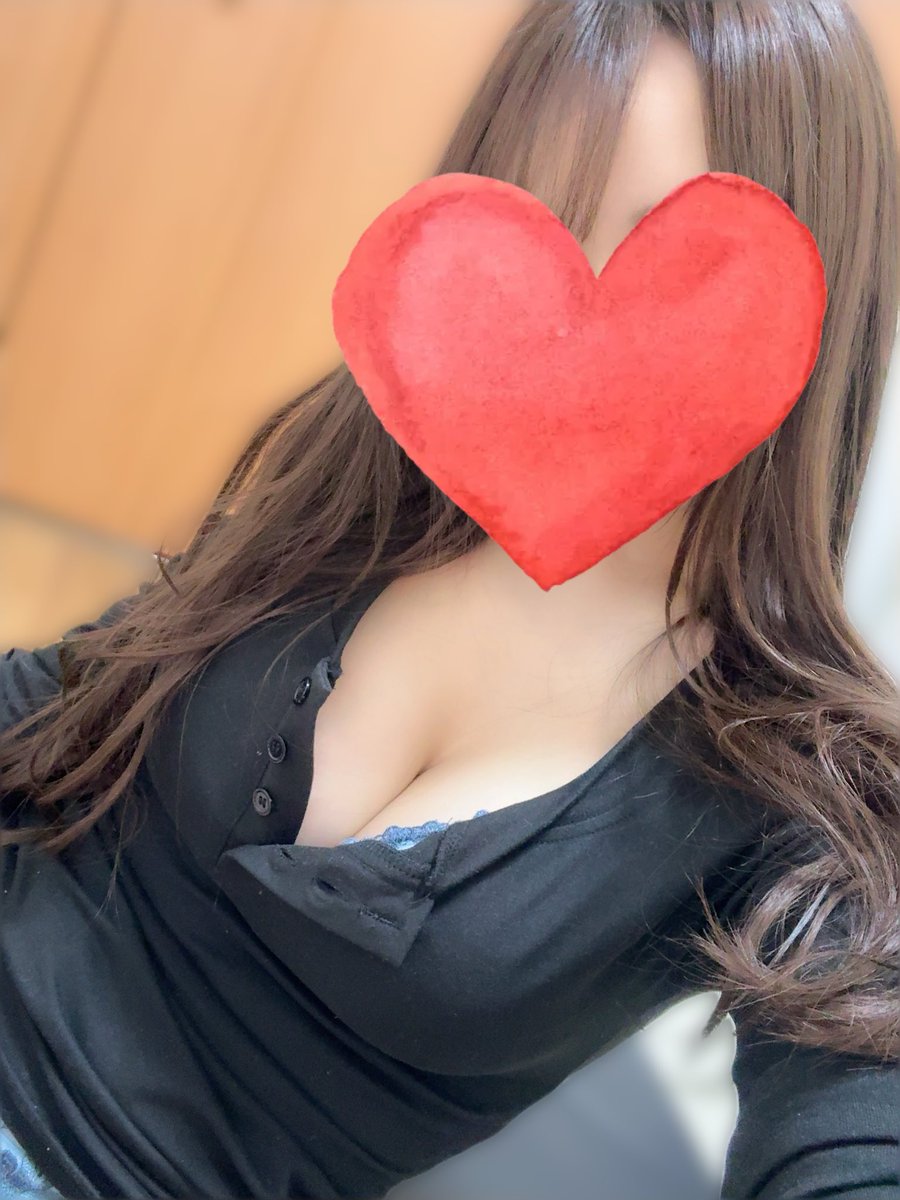 S_YOUtopia's tweet photo. おはようございます☀

昨日（？今日？）は仕事が早く終わったので
太陽が昇る前には寝れて爽やかな起床😊

あっ！それと
本業は水商売・風俗関係ですか？
とよく聞かれるのですが

本業は夜の勤務が多いですが、　
そのような煌びやかなお仕事ではないです💦

詳しくは会った時に聞いてくださいね✨ https://t.co/oKmEXbr82x