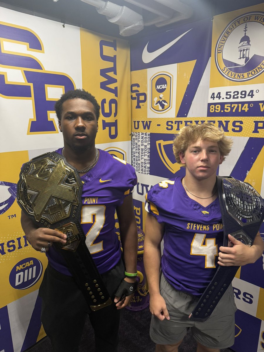 UWSPFootball's tweet photo. Your Scout Team Players of the Week 💪

Lightweight Player of the Week:
Ryan Lutz (West De Pere)

Heavyweight Player of Week:
Carson Taylor (Pewaukee)

#AboveTheLine | #DawgDNA🧬 https://t.co/WzEaI92xdZ