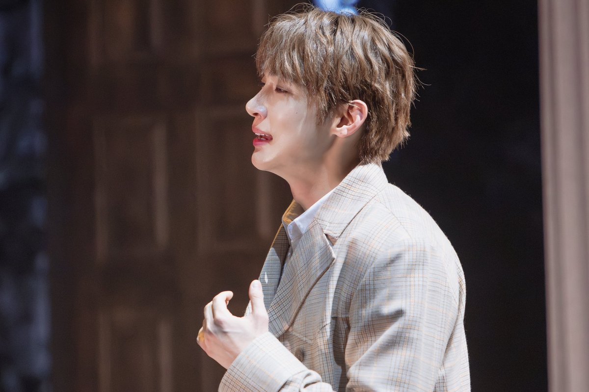 M0NG_pic's tweet photo. 250511 • 모리스

모리스 役 #정재환 배우님

🚪
그때도 맞았고, 지금도 그대로야 https://t.co/XqVZgiJxUb