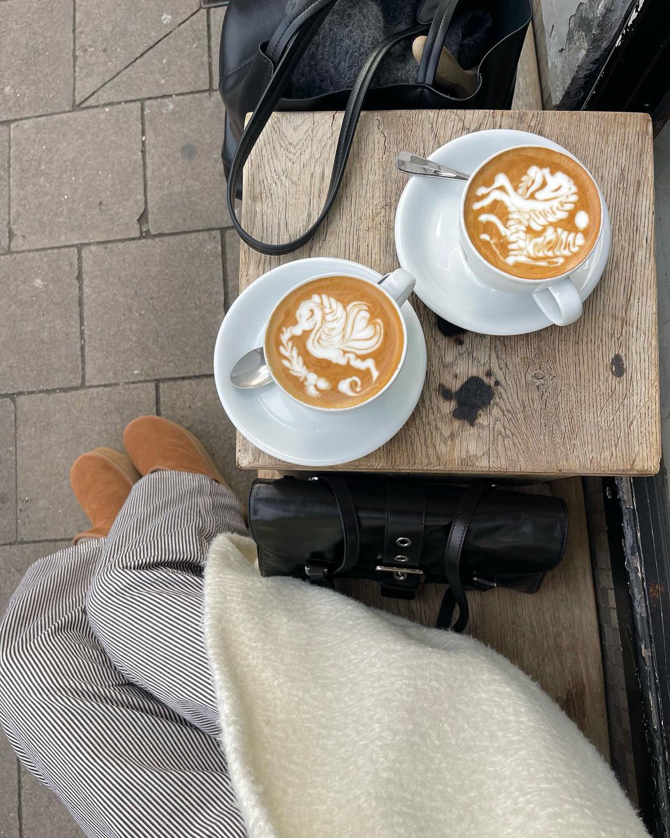 Deivisrc's tweet photo. 心が疲れたときは、ただ静かに一人で休みたい。 🍻☕
oXeOm https://t.co/3A0oAr6YLw